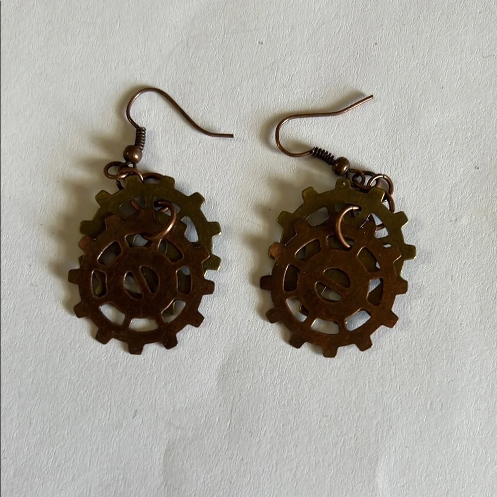 Steampunk Silver and Brown Gear Necklace and Earring Set - Picture 3 of 4